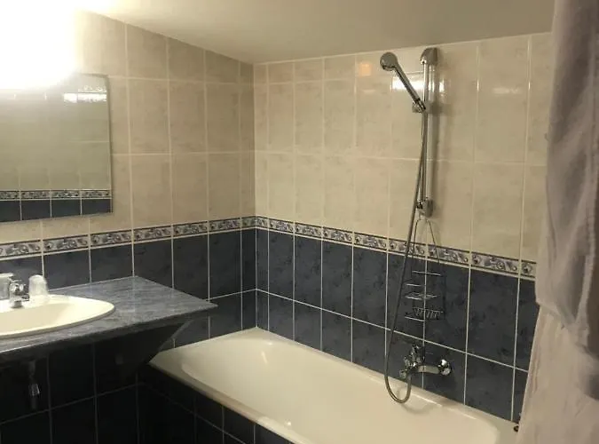 Logis Restaurant Saint Augustin 2*